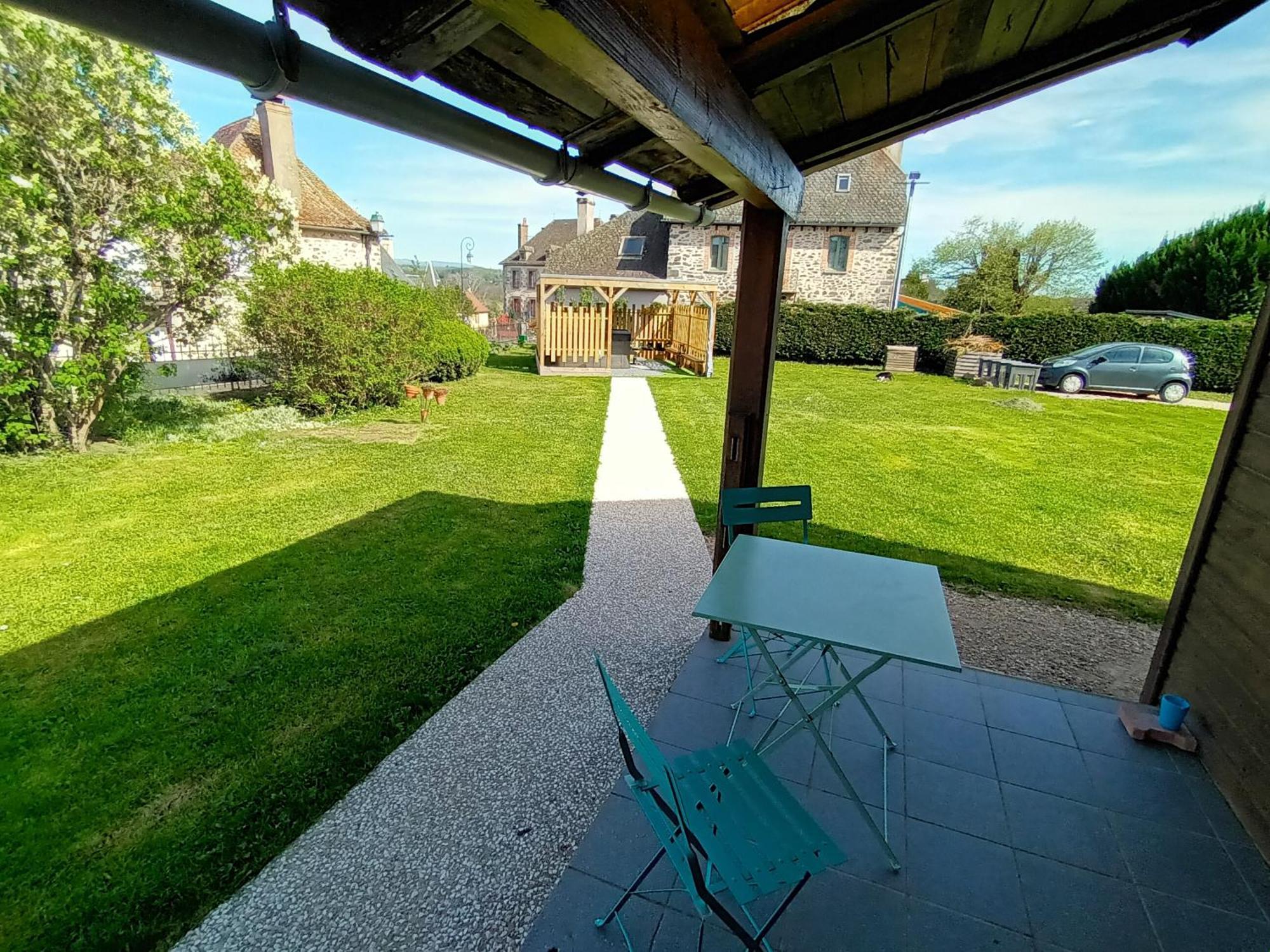 Saint-Illide Le Miraillet, Chambre Hote المظهر الخارجي الصورة